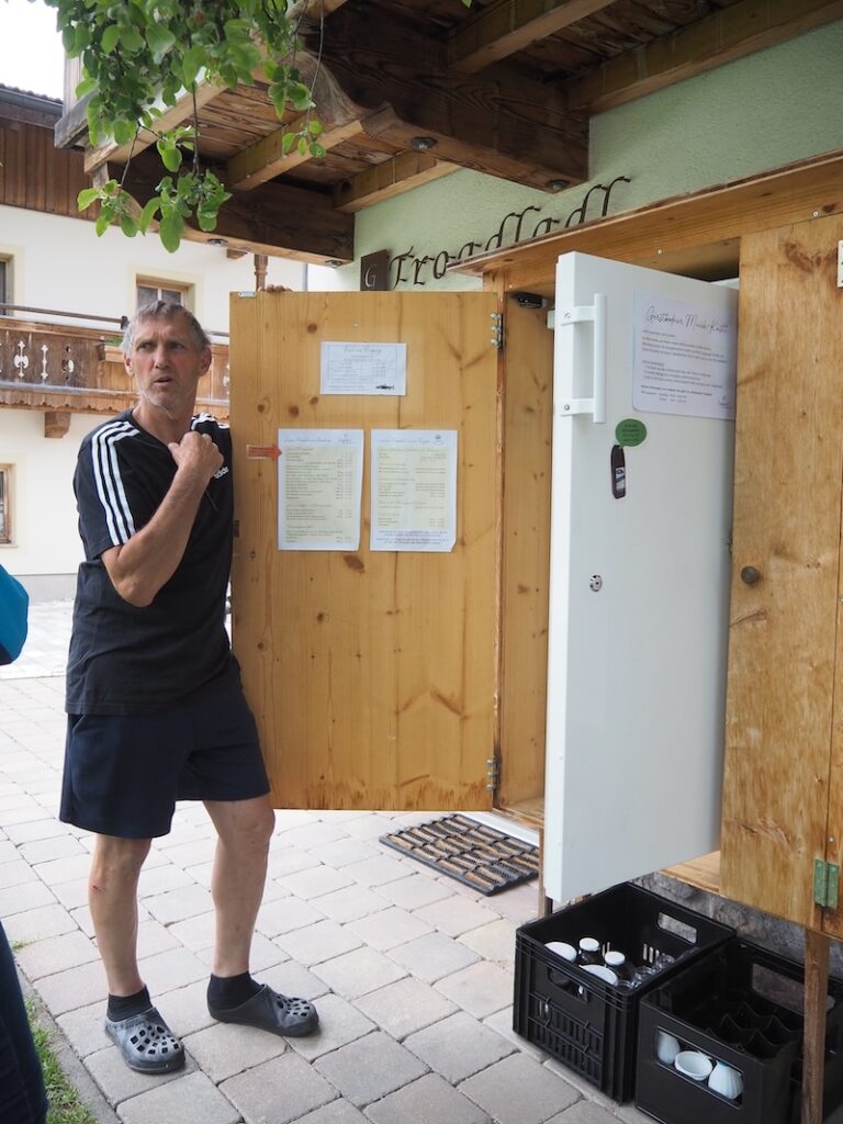 ... bei der wir unter anderem den Gerstbodner Troadladl und hier Bauer ... vom Zieferhof kennen lernen.