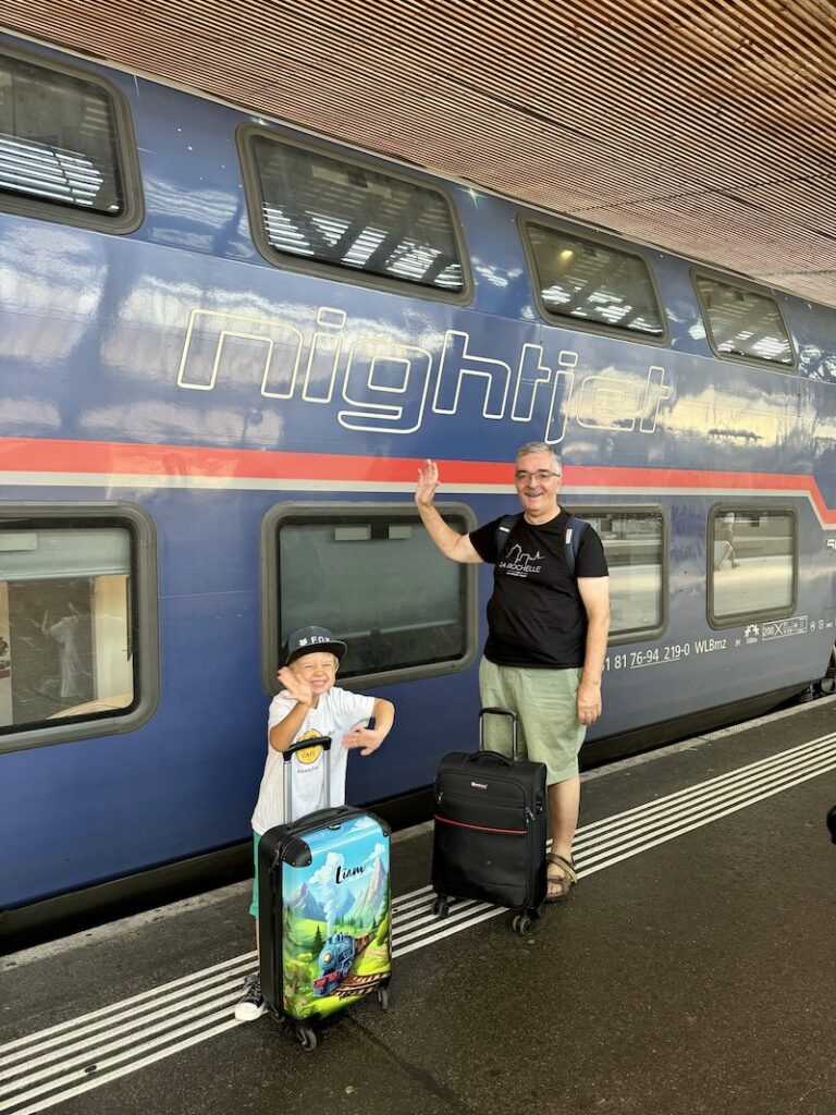 Baba Nightjet und Grüezi, Zürich: Ankunft am Hauptbahnhof von Zürich.